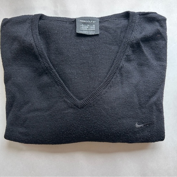 Nike Golf Men’s XL Black lightweight Sweater Sport Soft Wool Blend Layering Work - Picture 1 of 12